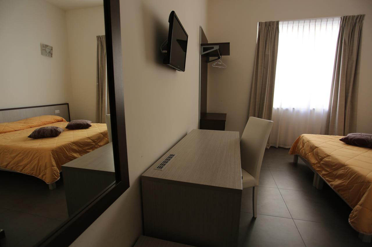 Hotel Eubea Reggio di Calabria Ngoại thất bức ảnh